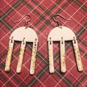 Clay White Sparkled Earrings